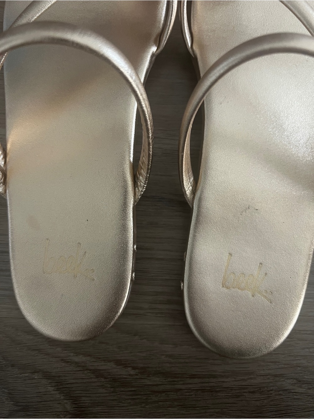 Beek Sunbird Metallic Gold Strappy Slide Sandals with added sole size 9 - Picture 4 of 7